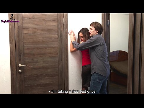 ❤️ Sexy Realtor E fa'a'ono'o I lana Pusi ma Fuga A'o Fa'atauina Lona Fale - Krempai Pono vk